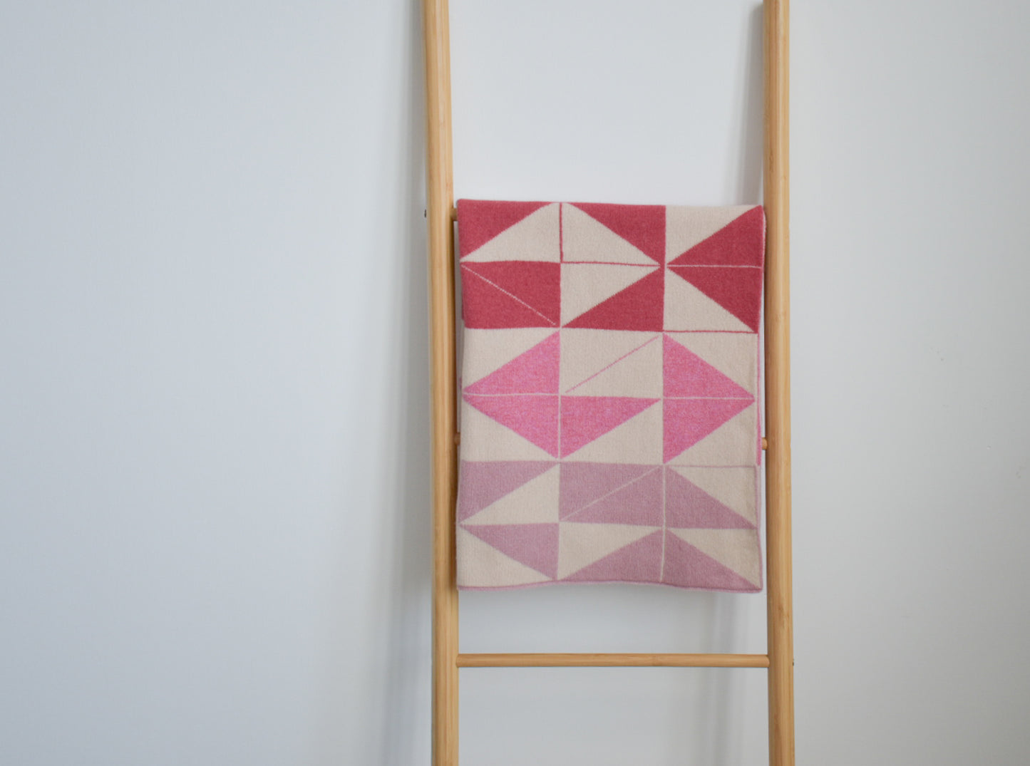 Coorie Baby Blanket - Pink