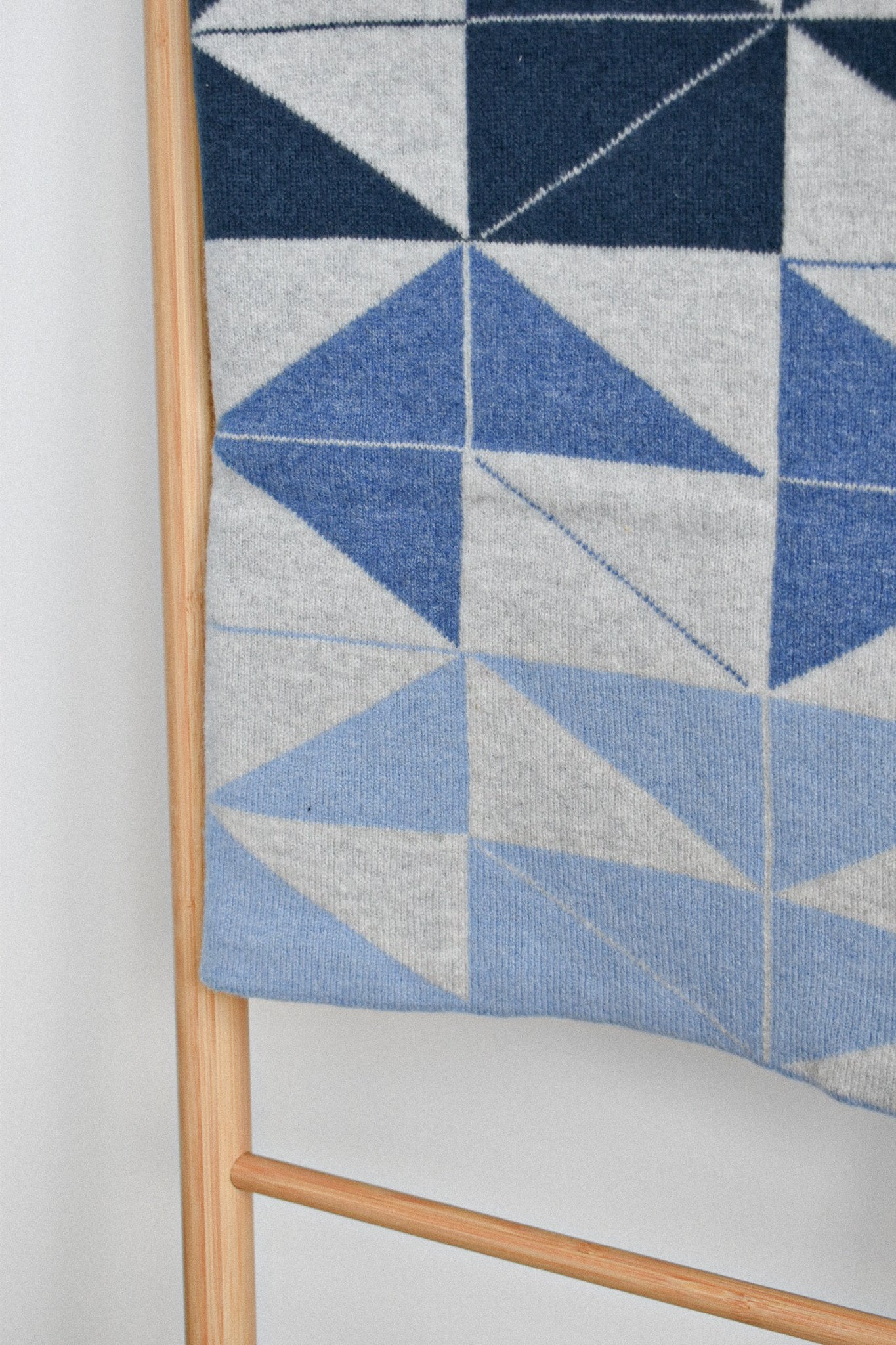 Coorie Baby Blanket - Blue