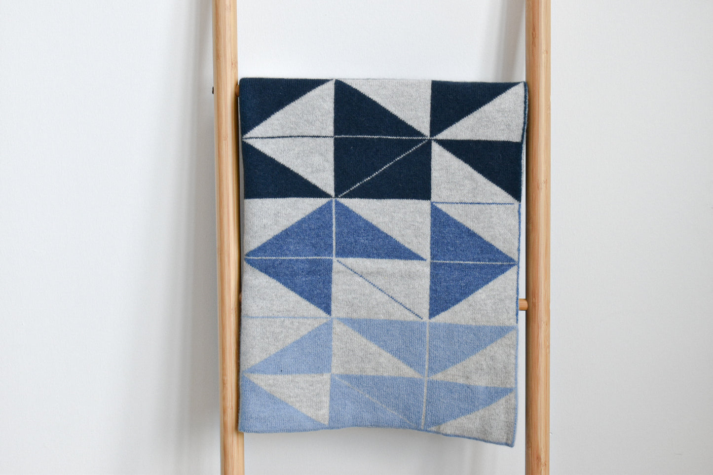 Coorie Baby Blanket - Blue