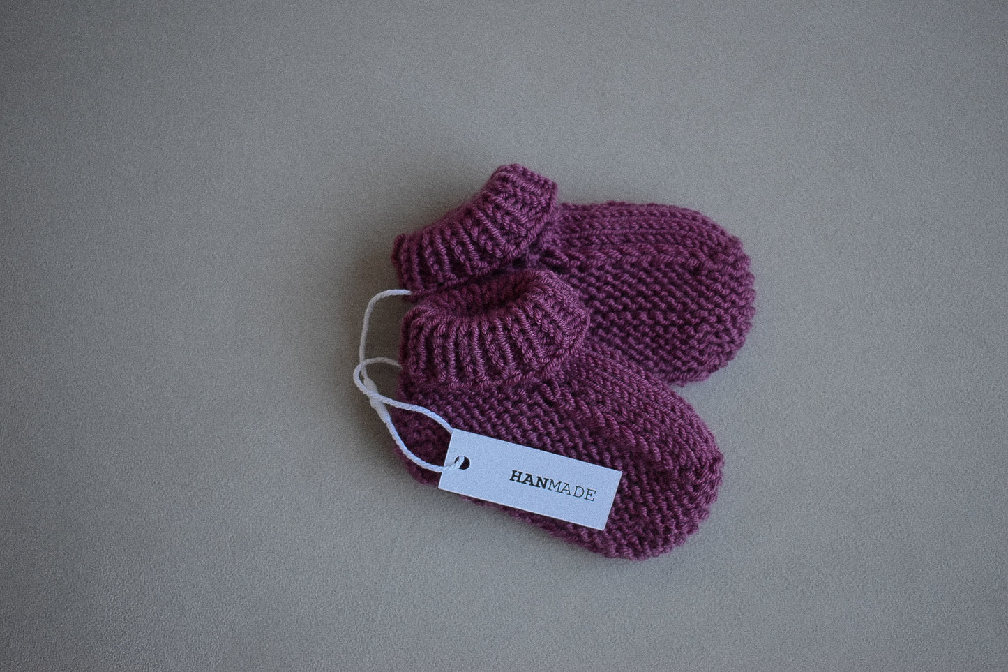 Baby booties - Mulberry