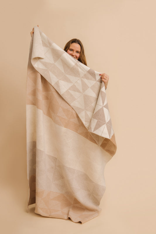 Large Coorie Throw