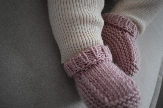 Baby booties - Dusty Pink